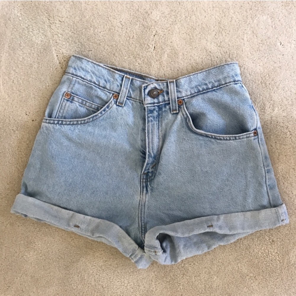 Vintage orange tab Levi’s shorts